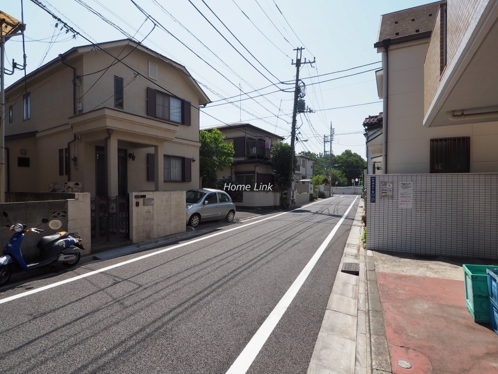 ライオンズマンション西高島平第２　前面道路